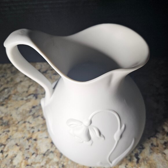 1993 Metropolitan Museum of Art MMA Jonquil White Bisque Parian Pitcher - Picture 7 of 13